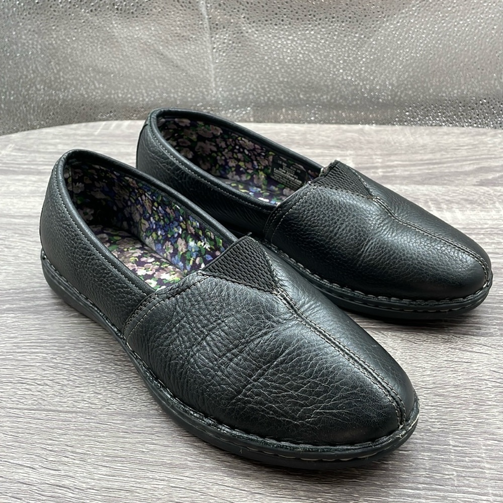 EASTLAND Evelyn Leather Flat Comfortable Shoes. 8W.